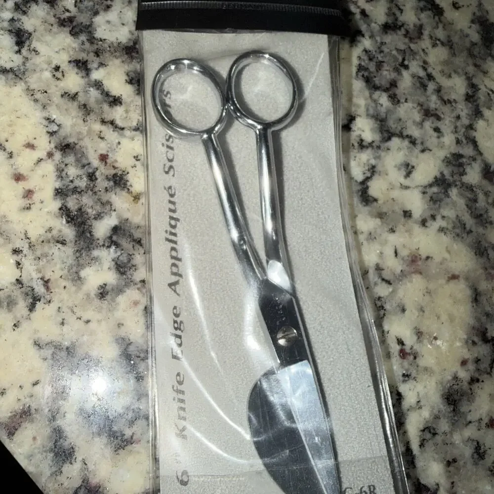 GINGHER 6 Inch Knife Edge Applique Scissors G-6R Made in Italy Gently Used